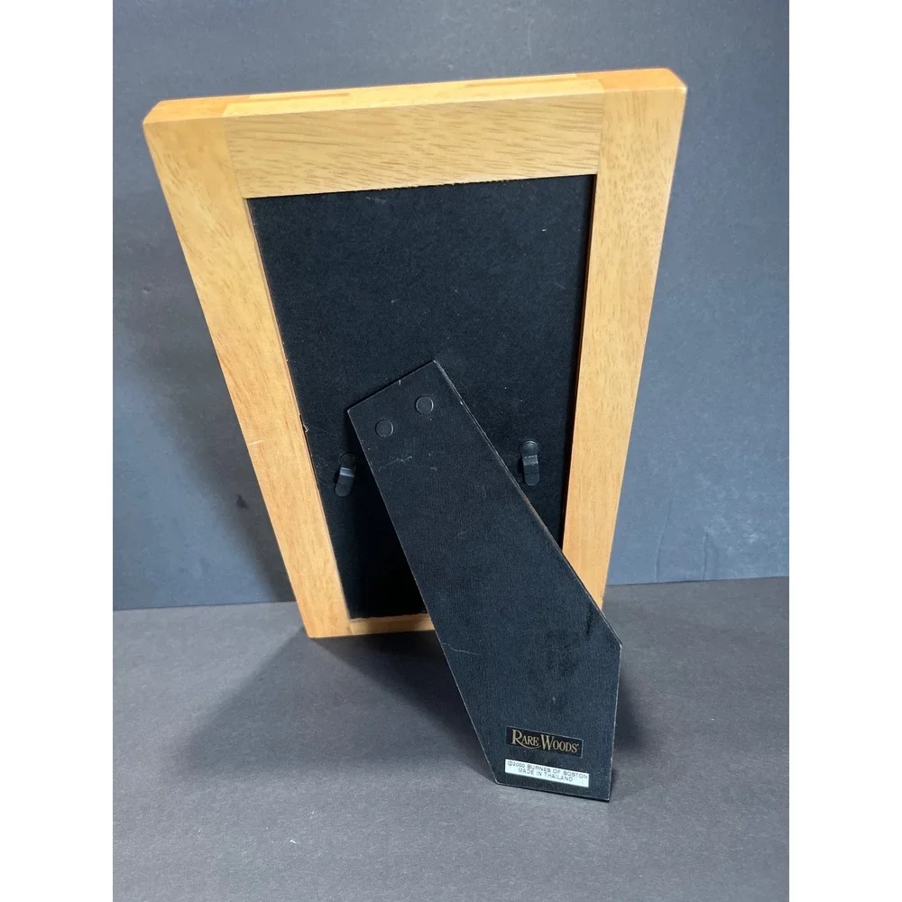 Burnes of Boston Rare Woods Picture Frame 4x6 Natural Wood Green Leaf Emblem